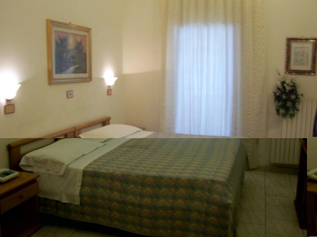 Hotel Pensione Romeo Bari Luaran gambar