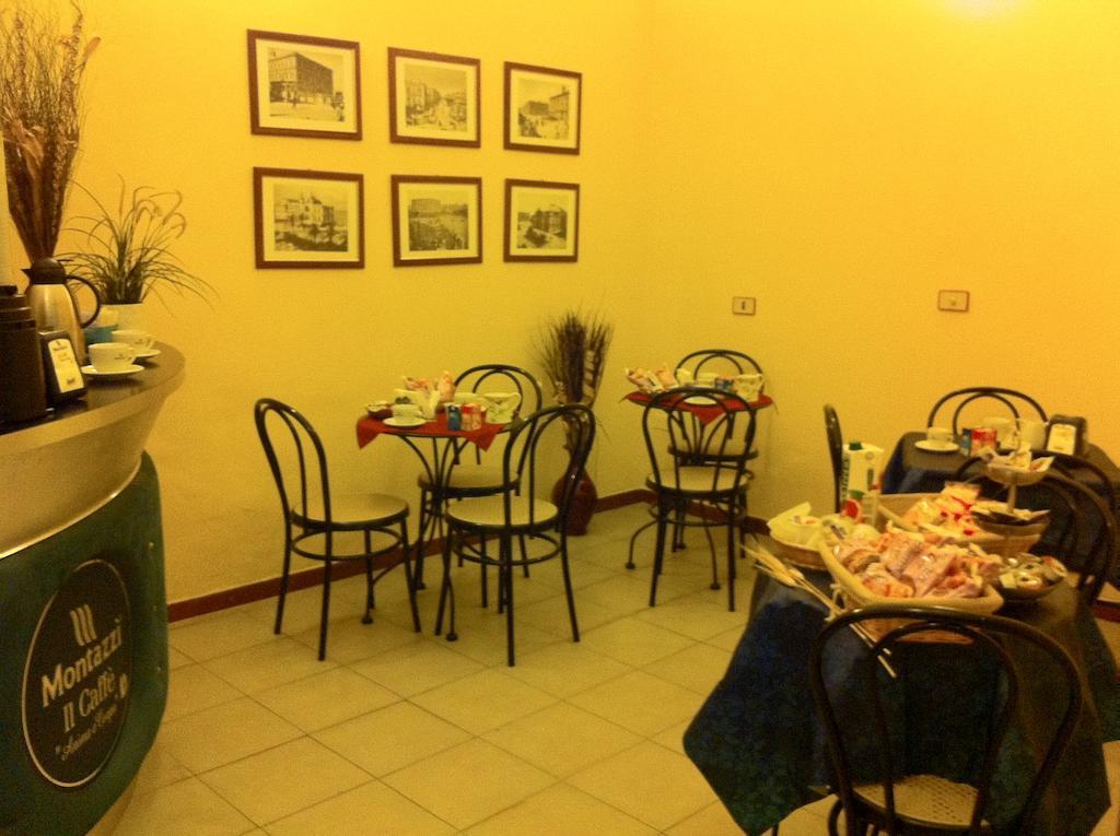 Hotel Pensione Romeo Bari Bilik gambar